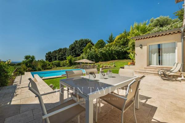 Luxueuse villa de 7 chambres avec vue panoramique pour une grande famille