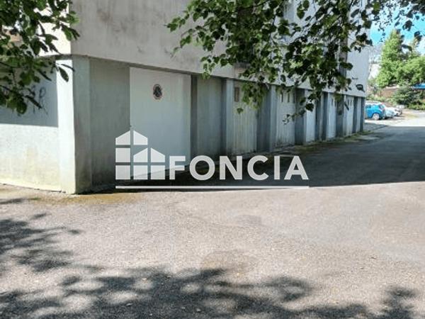 Location Parking 26 m² - 46 RUE DE PEN AR STANG Quimper 29000