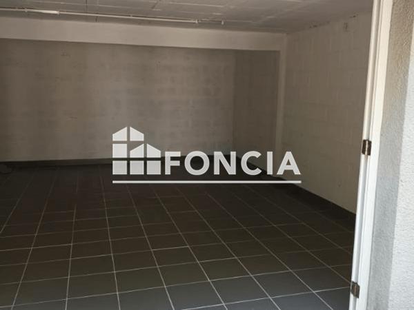 Location Parking 26 m² - 46 RUE DE PEN AR STANG Quimper 29000