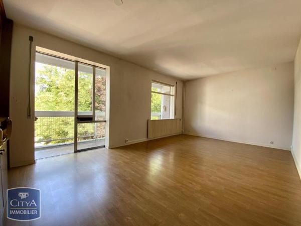 Appartement à louer 4 pièces 80.87m²