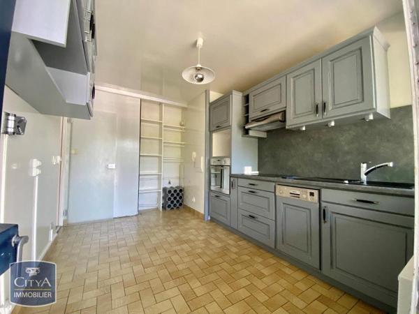 Appartement à louer 4 pièces 80.87m²