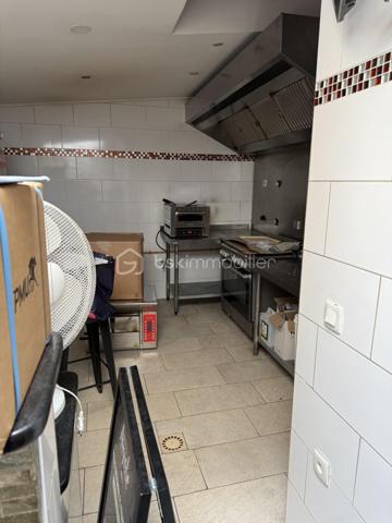 Local commercial de 160 m²