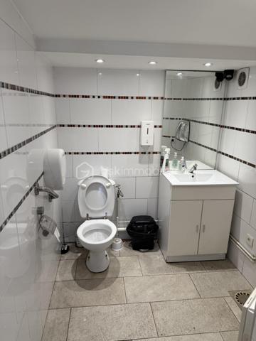 Local commercial de 160 m²