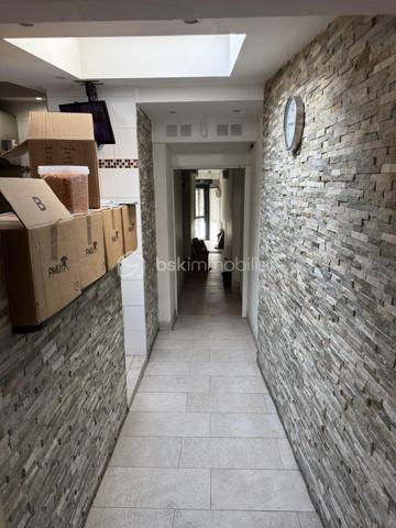 Local commercial de 160 m²