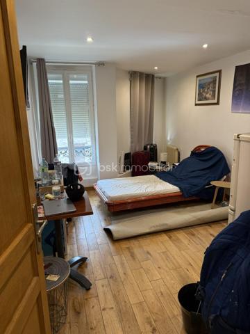 Local commercial de 160 m²