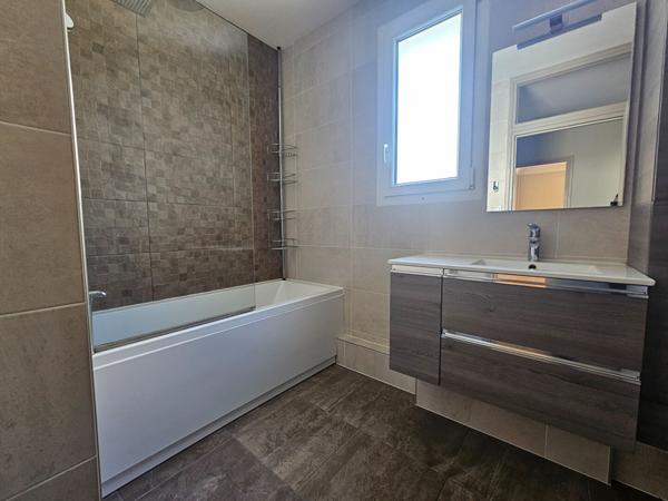 Appartement T4 clés en main à Velpeau. Lumineux, rénové, emplacement idéal