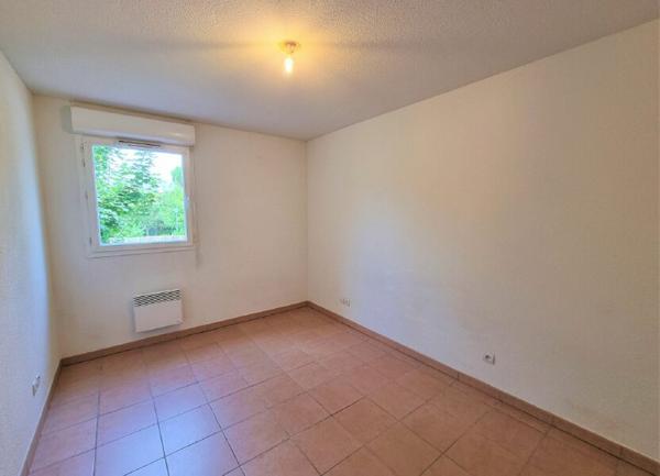Appartement à louer    2 pièces • 40 m2 Saint-Juéry