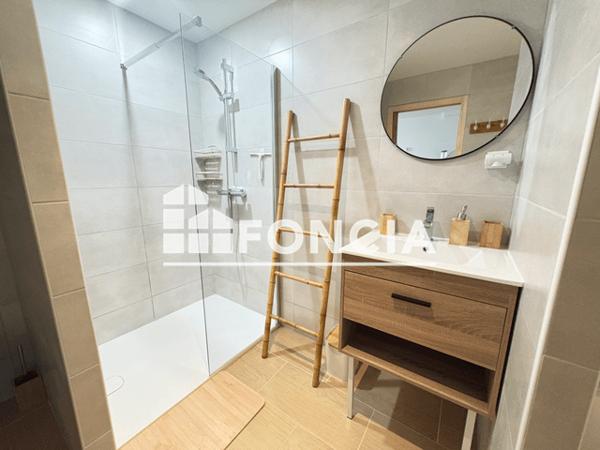 Location Appartement meublé 2 pièces 45 m² - Hyeres 83400