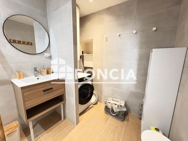 Location Appartement meublé 2 pièces 45 m² - Hyeres 83400