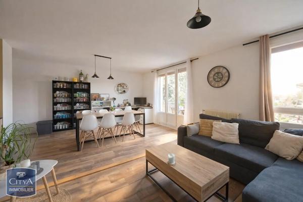 Appartement à vendre 2 pièces 62m² Saint-Marcellin (38160)