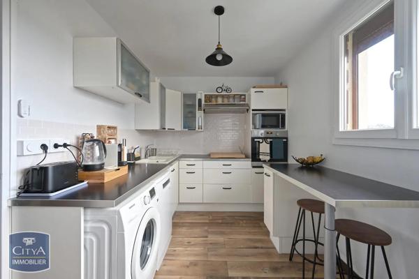 Appartement à vendre 2 pièces 62m² Saint-Marcellin (38160)