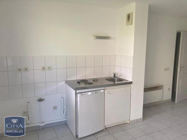Appartement à louer 2 pièces 46.39m² Belfort (90000)