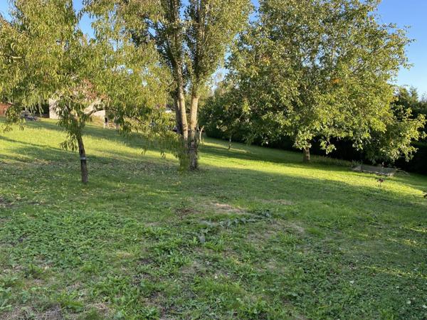 Construisez la maison de vos rêve sur un terrain idéal à BRETAGNOLLE.