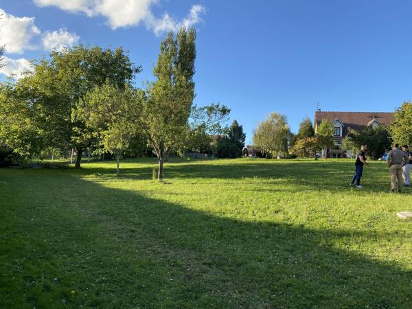 Construisez la maison de vos rêve sur un terrain idéal à BRETAGNOLLE.