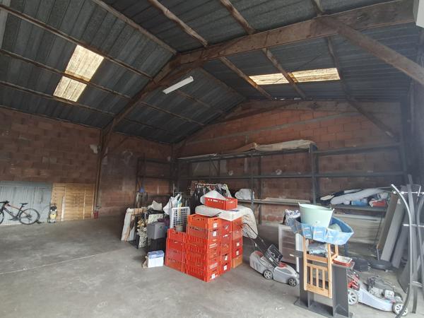 Loft avec hangar, proche centre-ville
