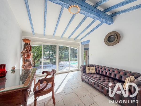 Maison à vendre 6 pièces 233 m² Roquebrune-sur-Argens