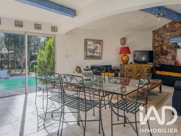 Maison à vendre 6 pièces 233 m² Roquebrune-sur-Argens