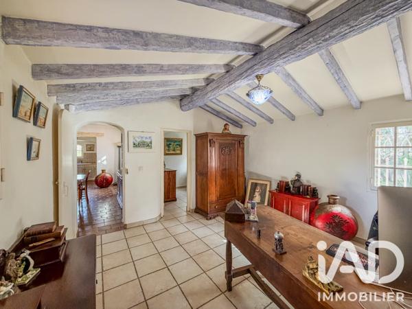 Maison à vendre 6 pièces 233 m² Roquebrune-sur-Argens