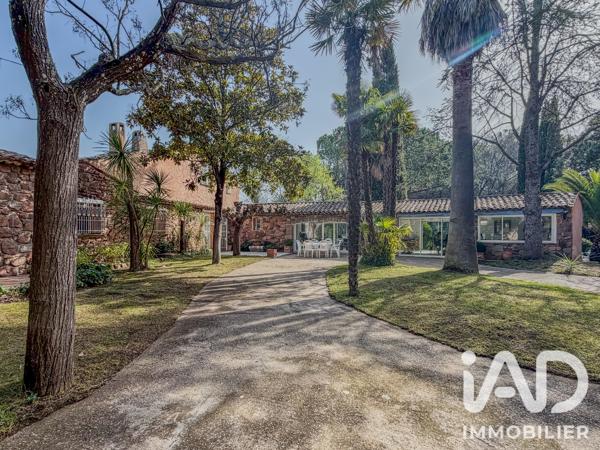 Maison à vendre 6 pièces 233 m² Roquebrune-sur-Argens