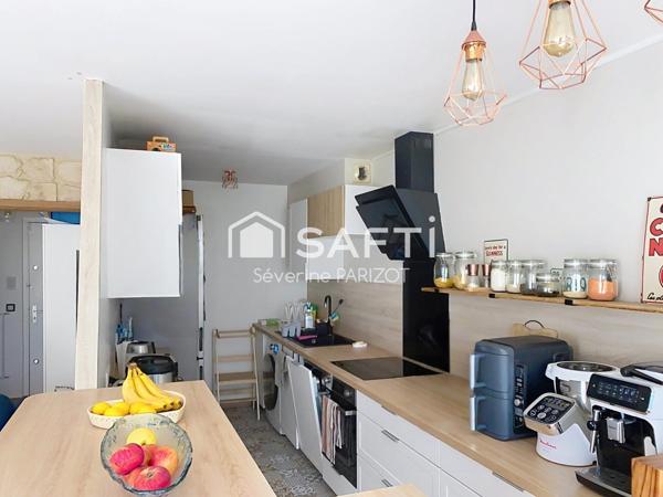 Appartement Duplex T3 lumineux au pied du RER A