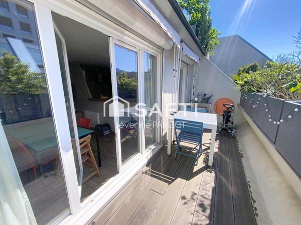 Appartement Duplex T3 lumineux au pied du RER A