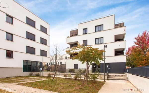 Appartement à vendre    3 pièces •  Montfermeil
