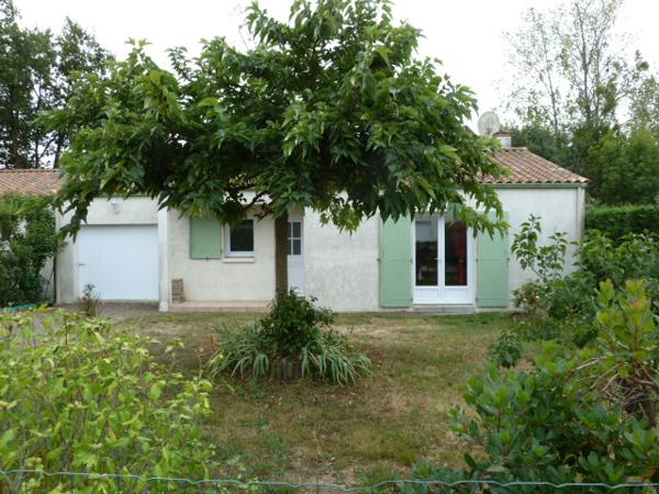 Maison MOUTIERS LES MAUXFAITS 4 pièce(s) 61 m2