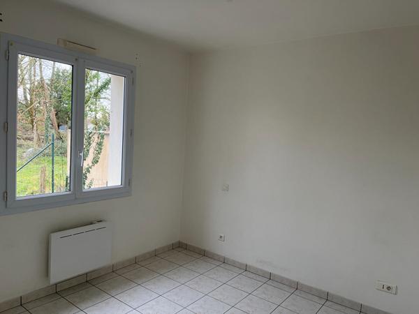 Maison MOUTIERS LES MAUXFAITS 4 pièce(s) 61 m2