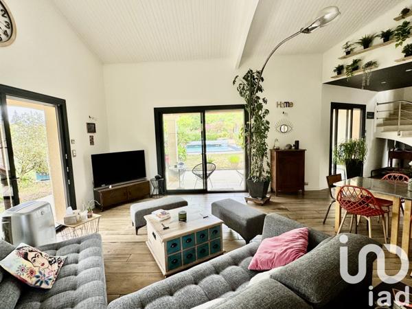 Maison à vendre 7 pièces 200 m² Angoulême