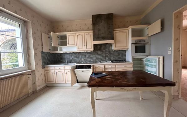 Maison à vendre    5 pièces •  Beaugency