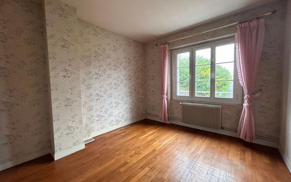 Maison à vendre    5 pièces •  Beaugency