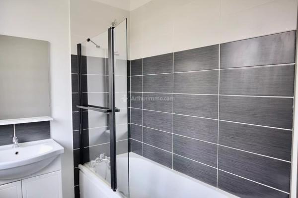 Vente Maison 3 pièces 75 m2 à La Chartre-sur-le-Loir