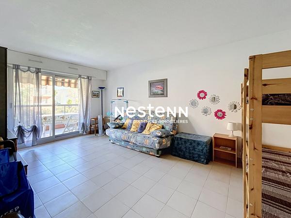 GOLFE-JUAN - 2P - 46m2 - TERRASSE - GARAGE - SUD - Proche mer - Calme