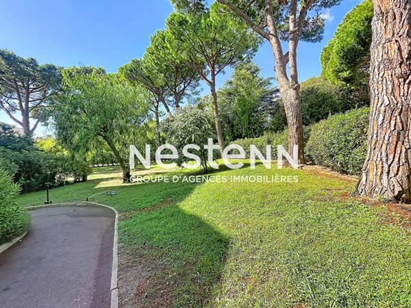 GOLFE-JUAN - 2P - 46m2 - TERRASSE - GARAGE - SUD - Proche mer - Calme