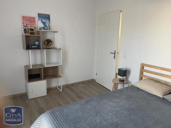 Appartement à louer 2 pièces 40.8m² Mérignac (33700)
