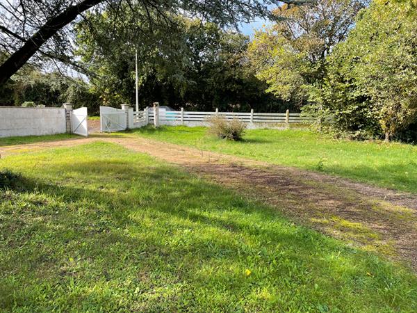 A 5min de Rochefort : Echillais terrain à bâtir viabilisé de 570 m2