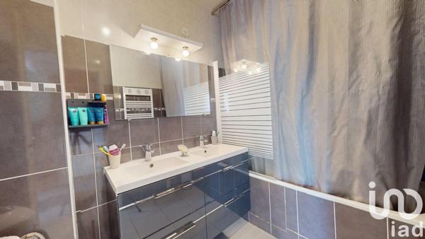 Maison à vendre 6 pièces 119 m² Élancourt