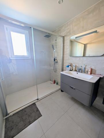 Villa de prestige 4 faces sans vis-à-vis