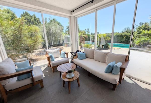 Villa de prestige 4 faces sans vis-à-vis