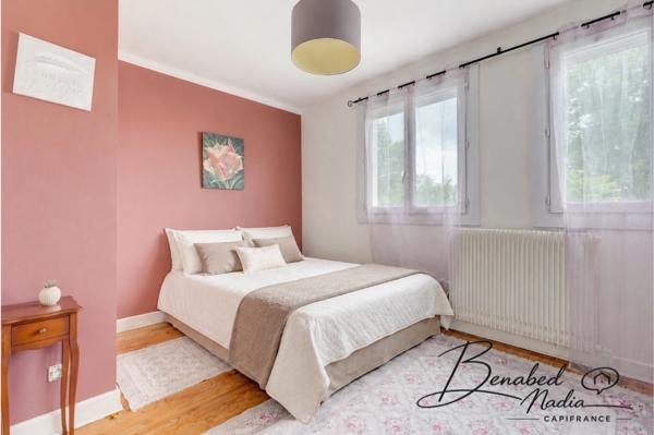 Maison familiale de 150 m² avec beau terrain de plus de 1 000 m² – Quartier Champ Plantier à Feyzin
