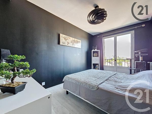 Appartement F4 à vendre  4 pièces - 73 m2 TROYES - 10