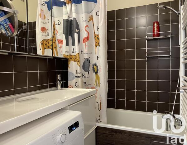 Appartement à vendre 3 pièces 59 m² Courbevoie