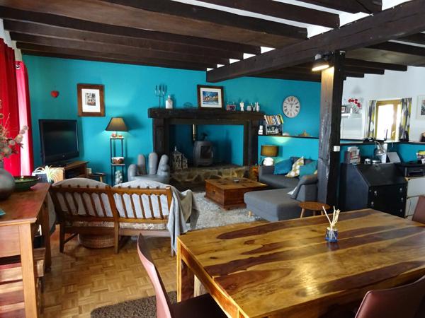 Commerce à vendre à Chalais (24800) - Dordogne