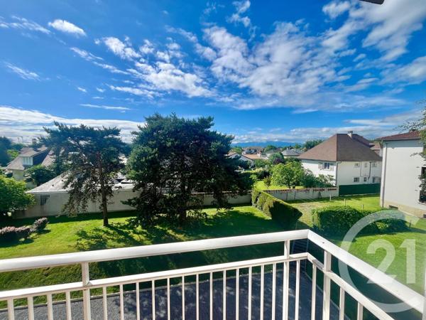 Appartement à vendre  4 pièces - 71,97 m 2   PAU  - 64