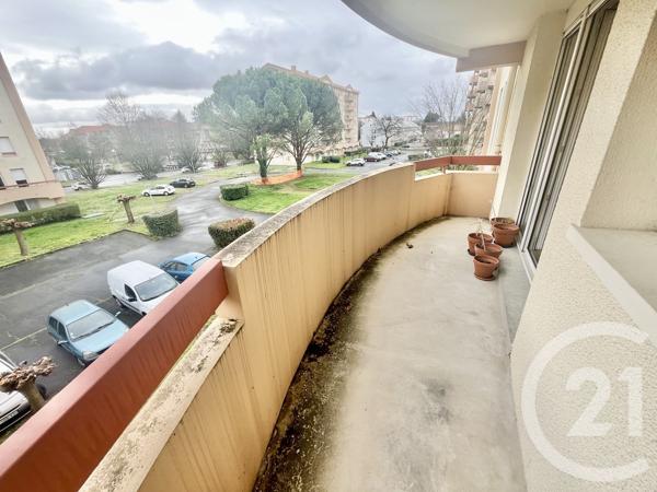 Appartement à vendre  4 pièces - 71,97 m 2   PAU  - 64
