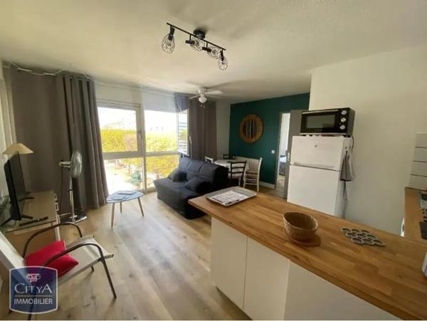 Appartement à louer 2 pièces 36.4m² Sète (34200)