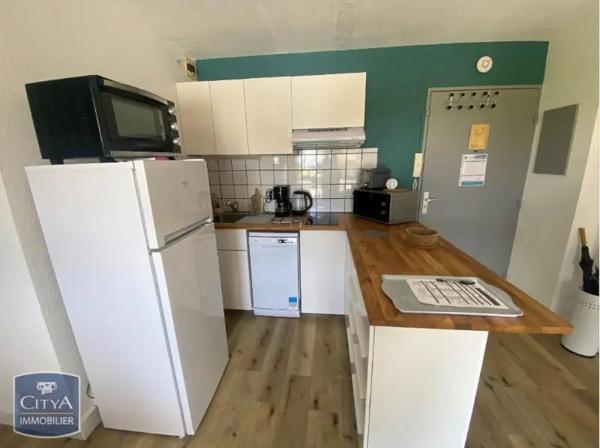 Appartement à louer 2 pièces 36.4m² Sète (34200)