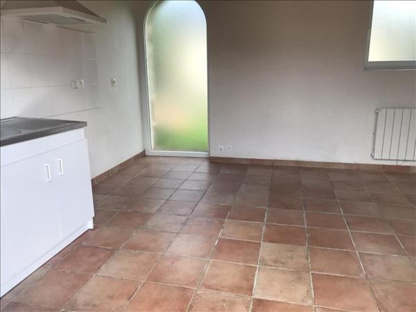 Maison à louer |  PLOUEGAT MOYSAN |  2 pièces | 29 m²