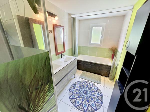 Maison à vendre  6 pièces - 114 m 2   MARSAC SUR L ISLE  - 24