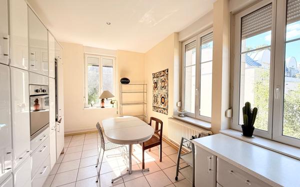 Appartement à vendre    3 pièces • 88 m2 Essey-lès-Nancy